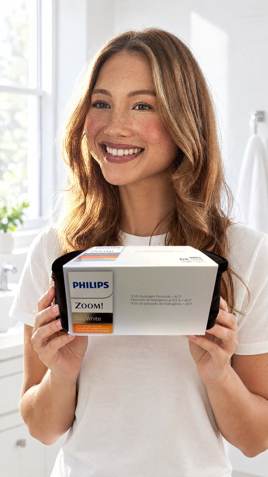 Philips zoom Whitening DayWhite 9.5% hydrogen peroxide 6 Syringes — held by model