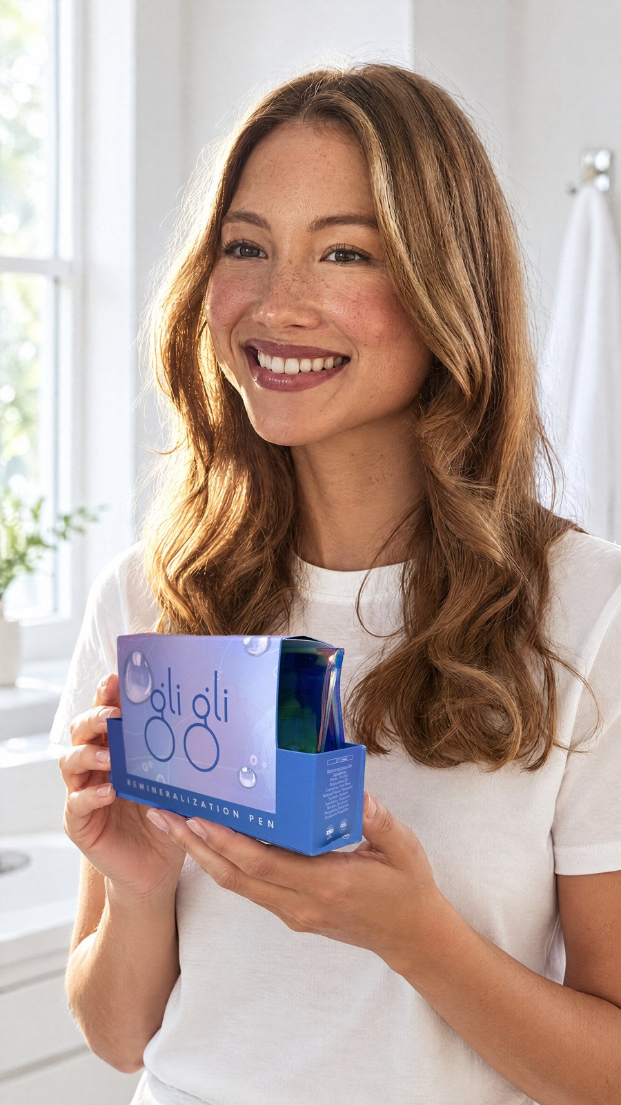 gli gli - Remineralization Gel 2ml, for Reduce Teeth Sensitivity After Teeth Whitening,Teeth Desensitizing Gel — held by model