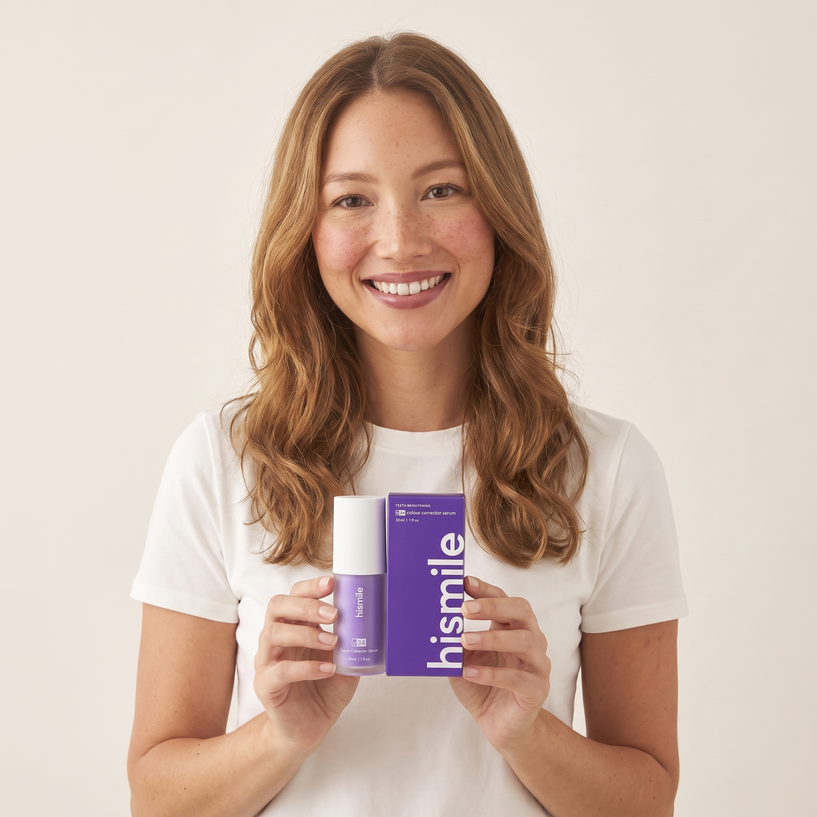 Hismile V34 serum in hand