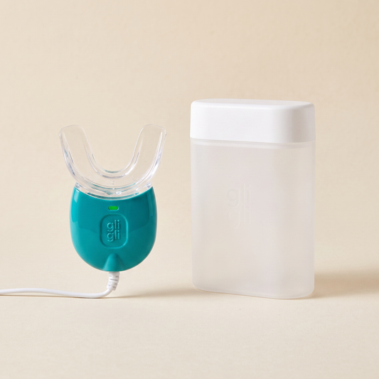 gli gli 16-LED teeth whitening device with tray and case, studio